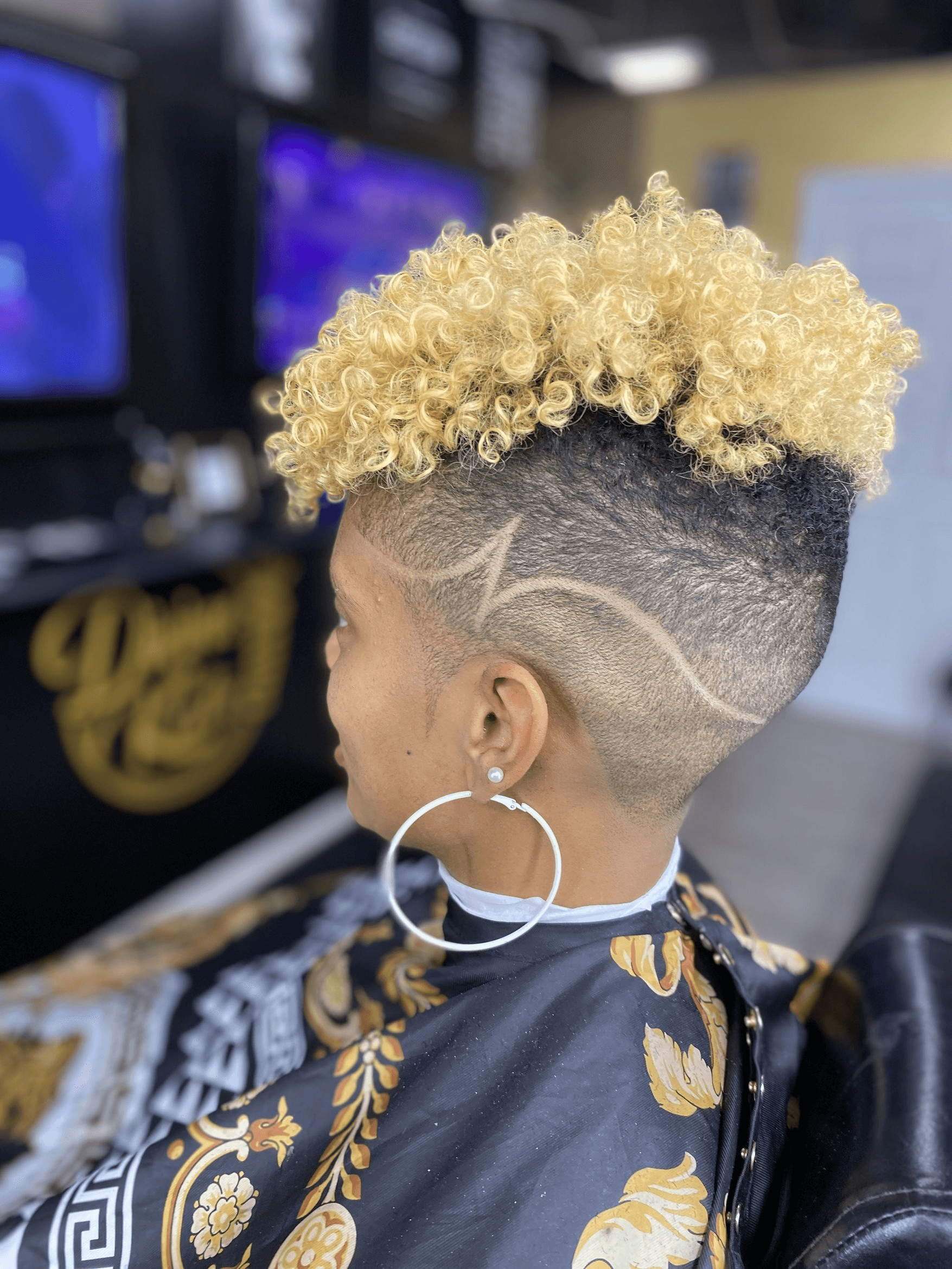 Expert barbering technique — Divine Kutz Charlotte